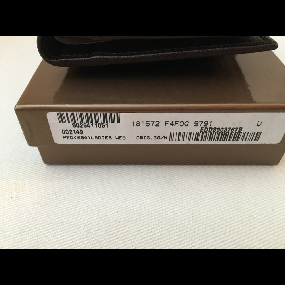🎀SOLD🎀   BNIB Gucci Wallet.  HTF Collectable - Picture 7 of 8